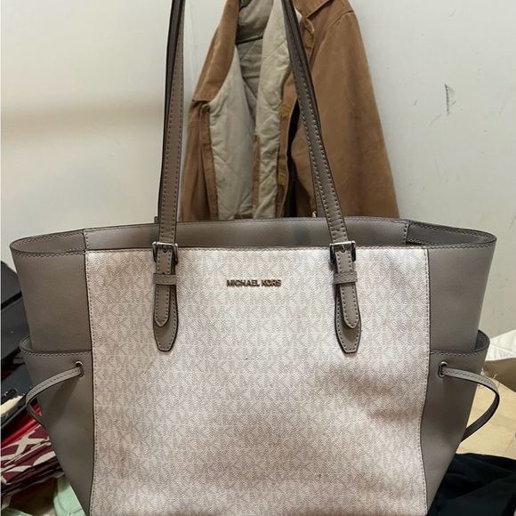 Michael Kors Two-Tone Tote in Gray and Cream - Picture 1 of 1